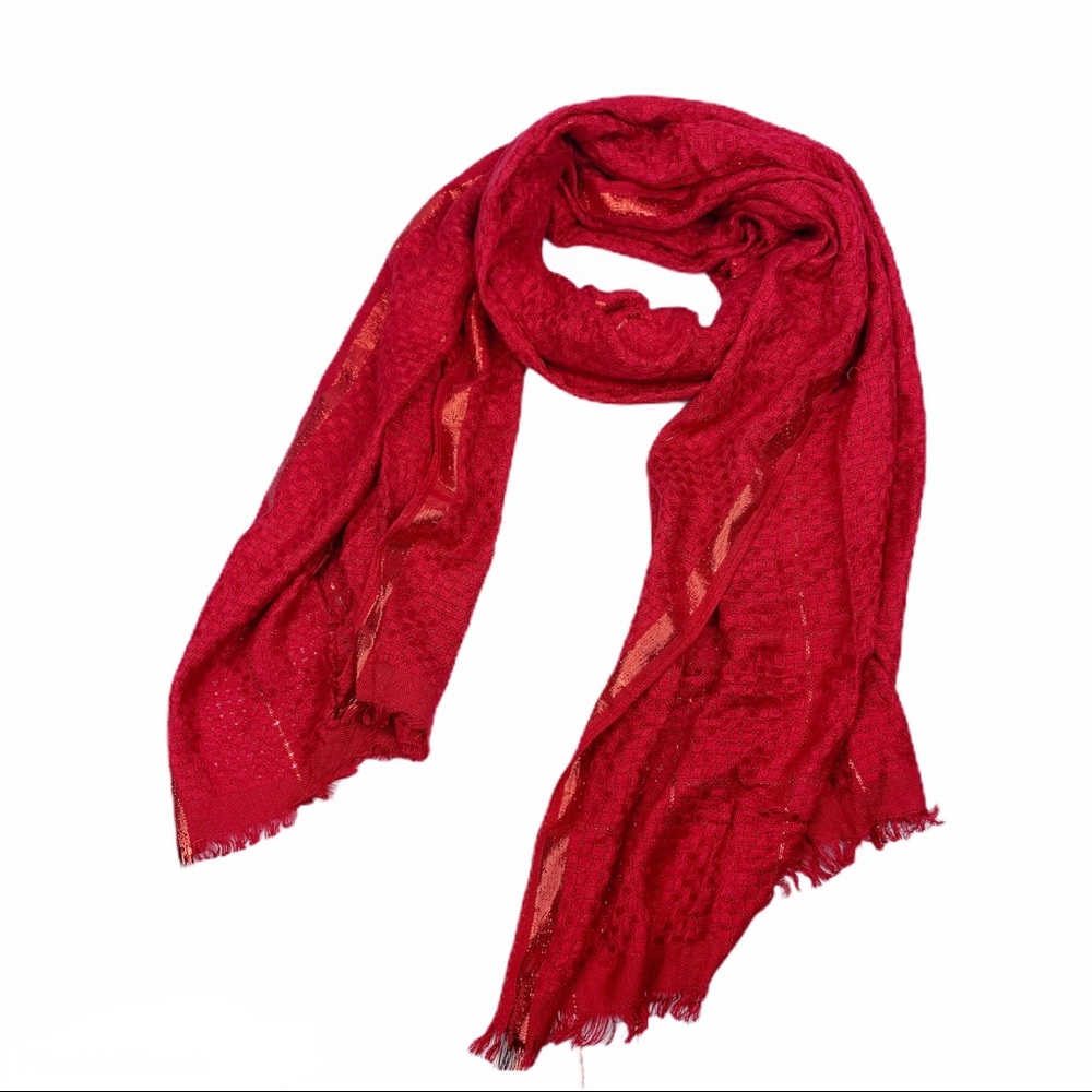 Red Weaved Knit Shimmer Scarf‎